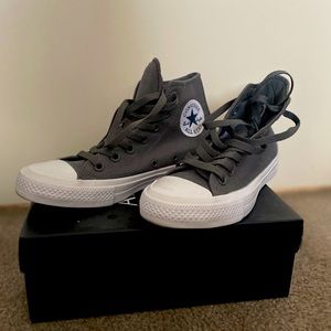 Hight Top Converse - Grey